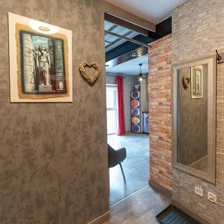 Olivia Przy Deptaku 斯扎瓦诺泽德霍